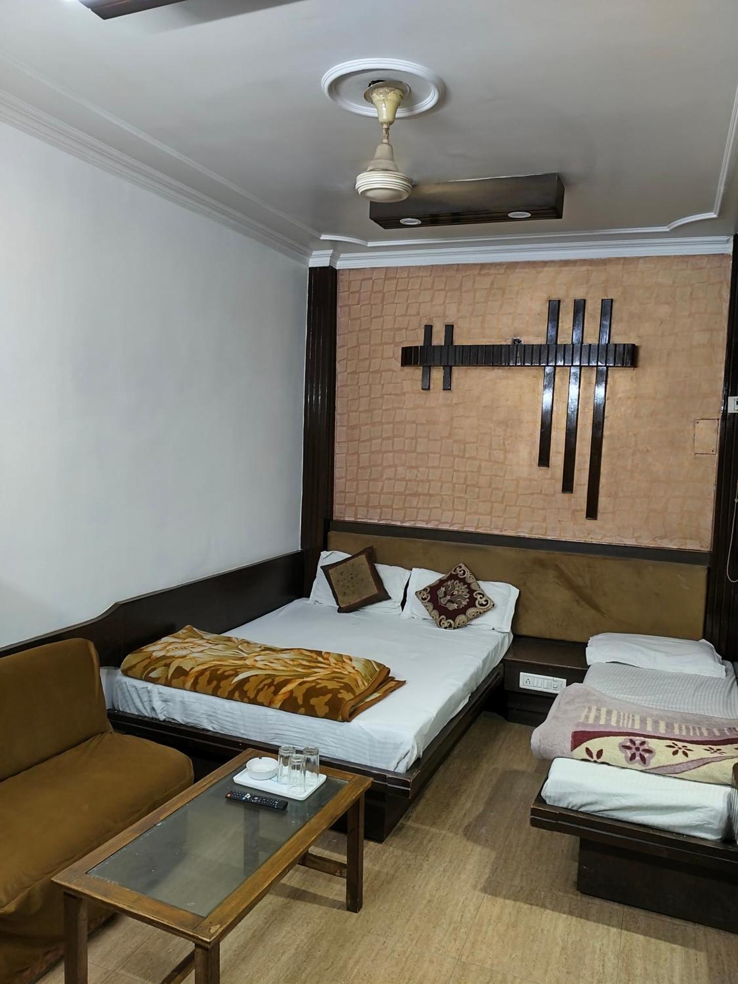 Hotel Yatri International New Delhi Cameră foto