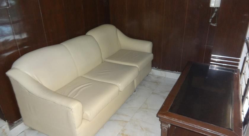 Hotel Yatri International New Delhi Exterior foto